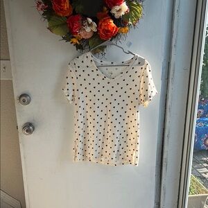 Elle Fitted Short Sleeve Black and White Tee